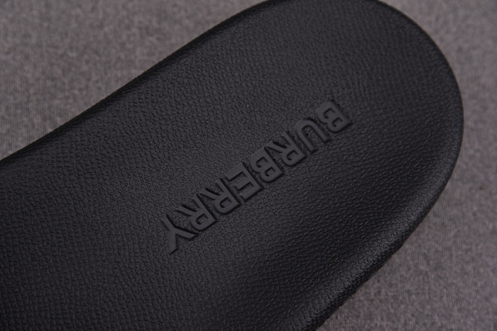 BUBBERY Archieve SANDALS