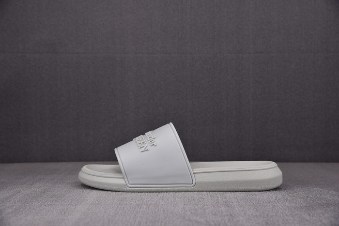 A1exa*der Mcqv*en SANDALS