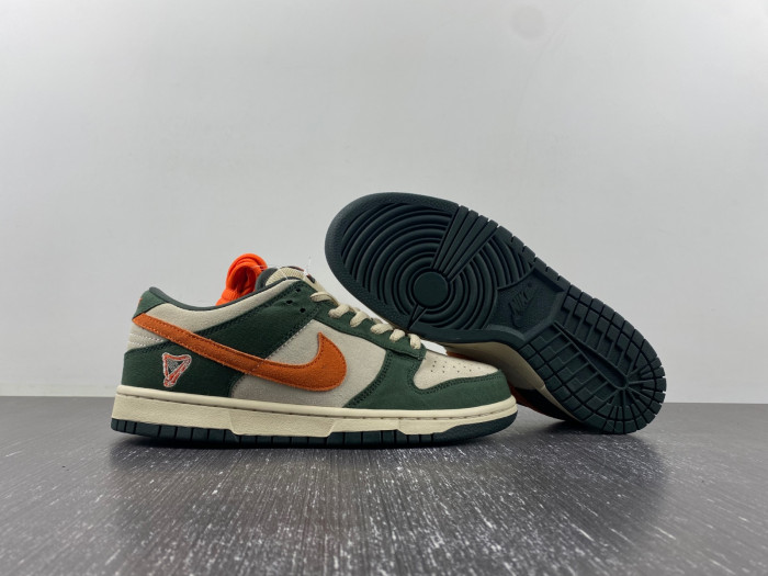 Nike SB Dunk Low Eire - 304292-185