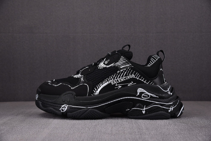 BLCG SNEAKER TRIPLE.S.