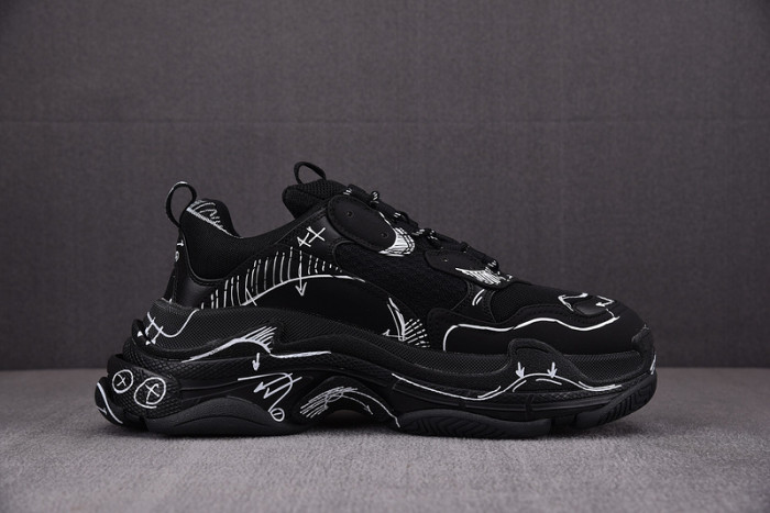 BLCG SNEAKER TRIPLE.S.