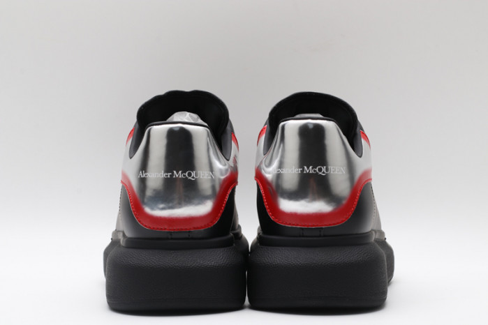 A1exa*der Mcqv*en OVERSIZED