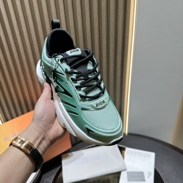 DIO* KAWS B33 SNEAKER