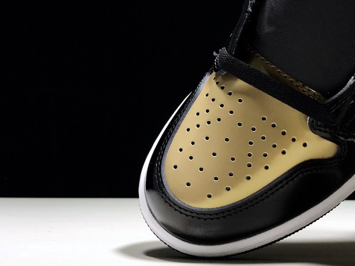 Air Jordan 1 Retro High Glod Toe 861428-007