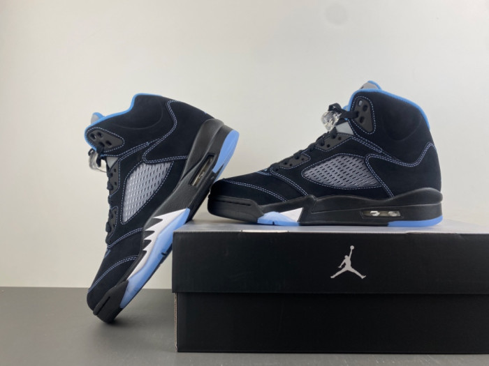 Air Jordan 5 “Black/University Blue” DD0587-008