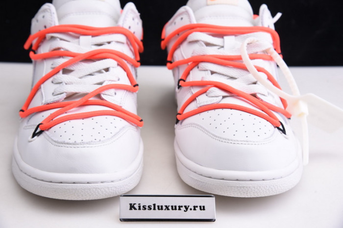 NIKE DUNK LOW CT0856-900