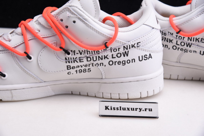 NIKE DUNK LOW CT0856-900