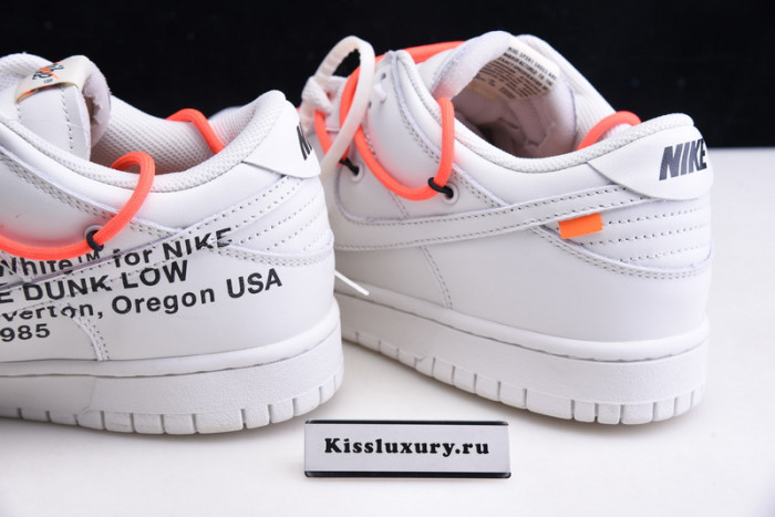 NIKE DUNK LOW CT0856-900