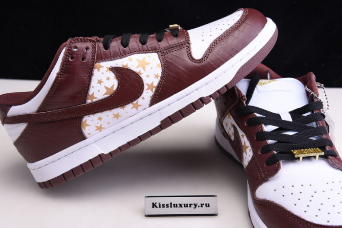 NIKE SB DUNK LOW "BROWN STARS" DH3228-103