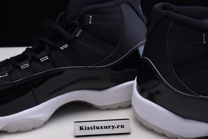 AIR JORDAN 11 RETRO METALLIC SILVER CT8012-011