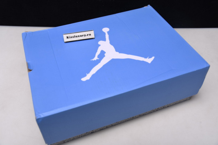 Air Jordan 6 "UNC" CT8529-410