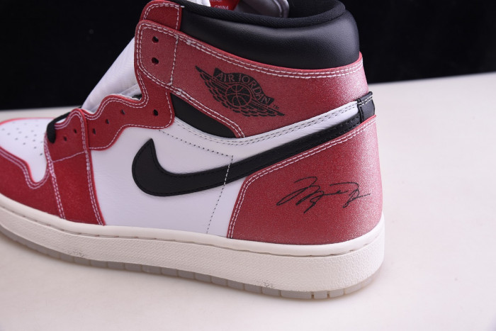 Air Jordan 1 Retro High OG "Trophy Room - DA2728 100