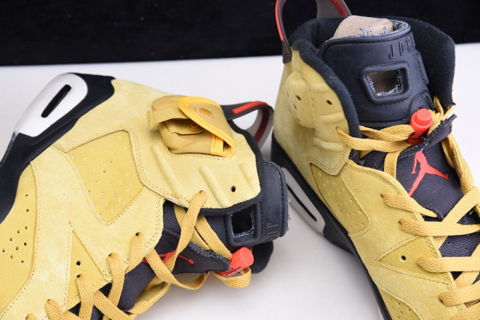 AIR JORDAN 6 YELLOW X TRAVIS SCOTT CN1084-300