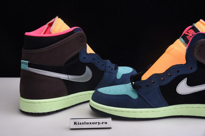 AIR JORDAN 1 HIGH OG “BIO HACK” 555088-201