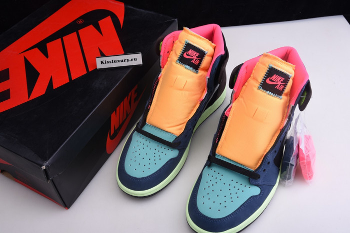 AIR JORDAN 1 HIGH OG “BIO HACK” 555088-201