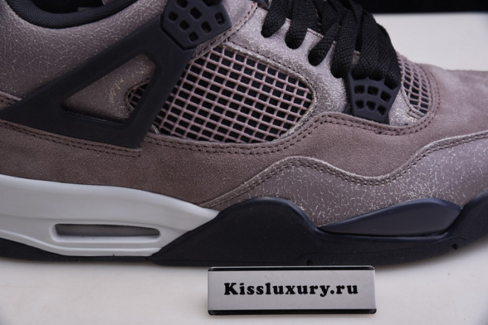AIR JORDAN 4 "TAUPE HAZE" DB0732-200