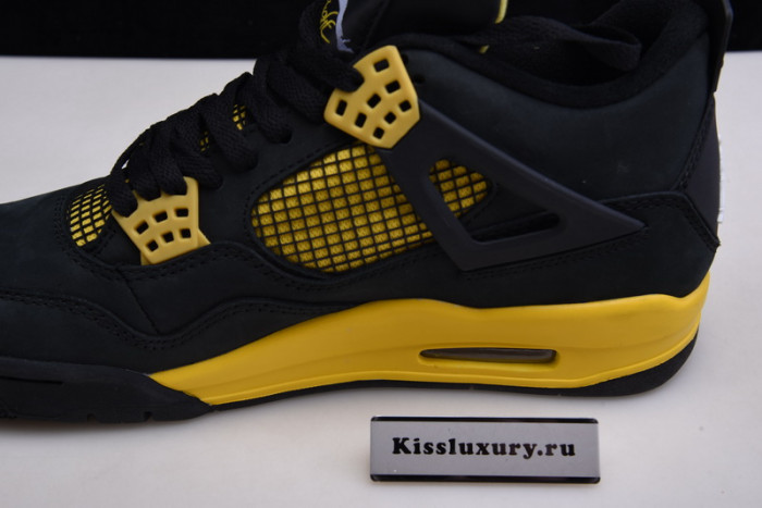 AIR JORDAN 4 RETRO 