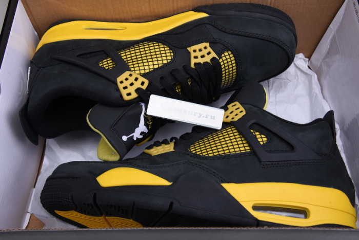 AIR JORDAN 4 RETRO 