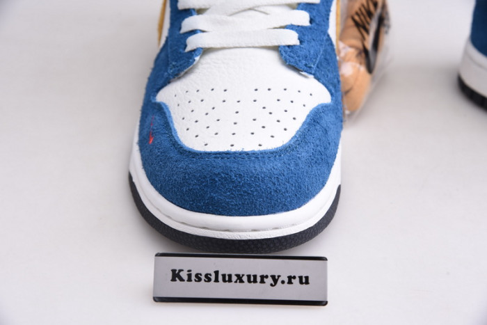 Kasina x Nike Dunk Low 