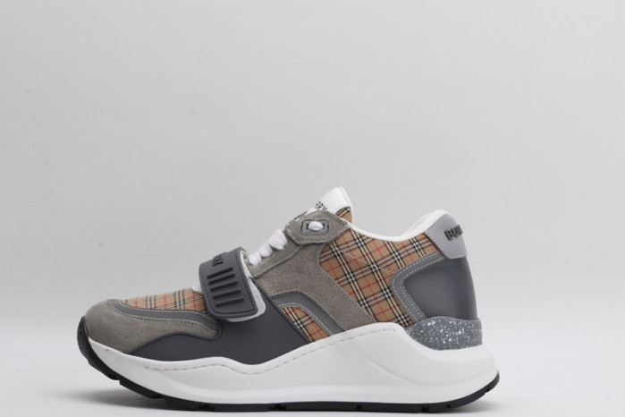 BUBERRY SNEAKER