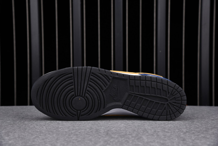 NIKE SB DUNK LOW "80S BUS" CA6501-100