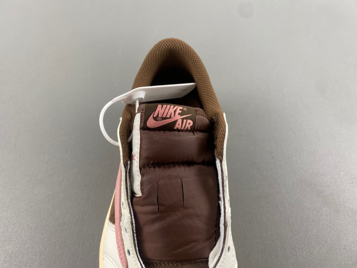TRAVIS SCOTT X AIR JORDAN 1 LOW OG "DARK PONY" DZ4137-206