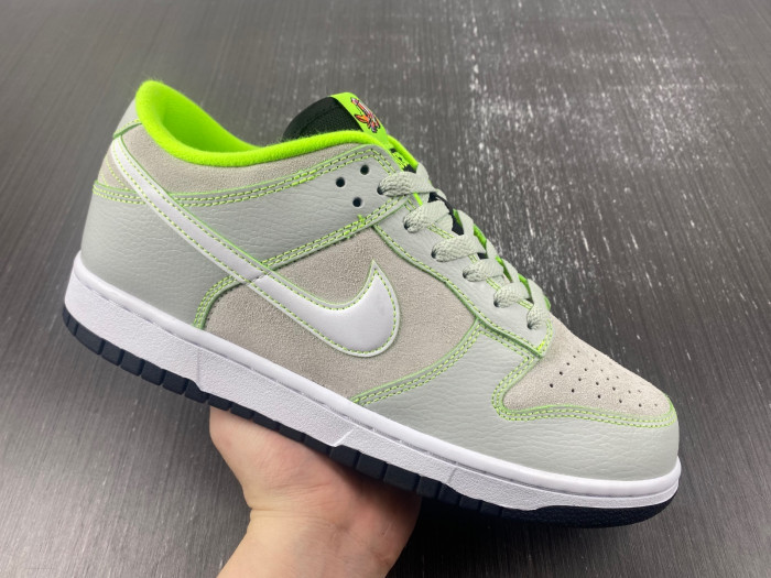 Nike Dunk Low University of Oregon PE FQ7260-001