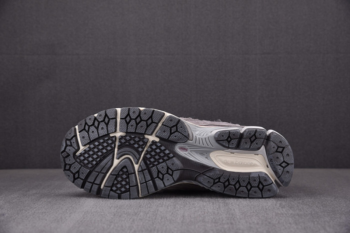 New Balance M2002RDY