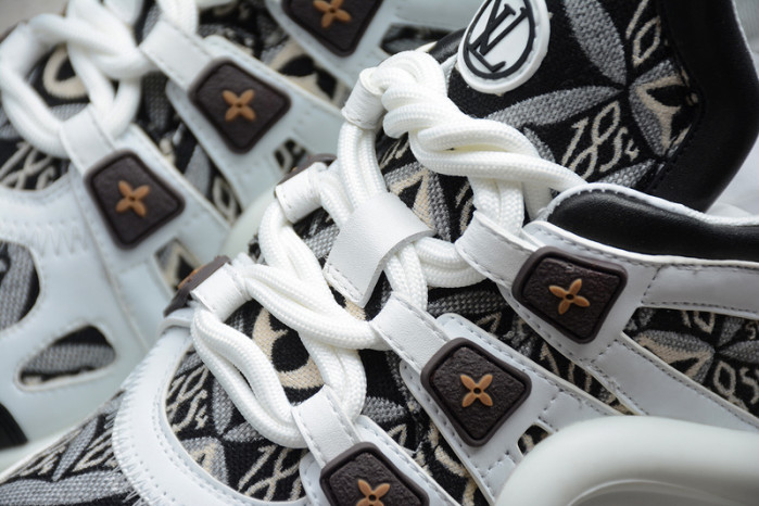 LO1_VTS ARCHLIGHT SNEAKER