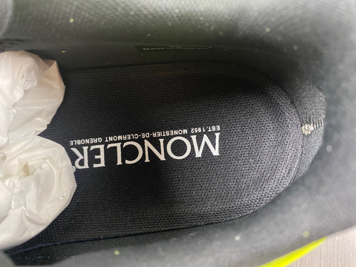 MONCLER TRAILGRIP GORE-TEX