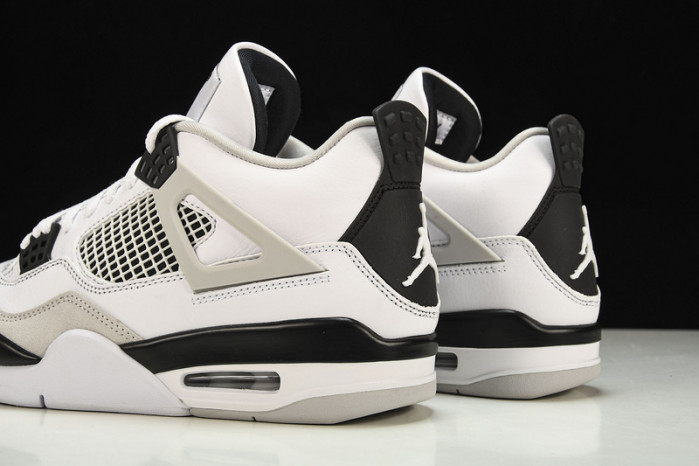 Air Jordan 4 "Military Black" DH6927-111