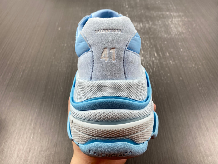 BLCG SNEAKER TRIPLE.S.