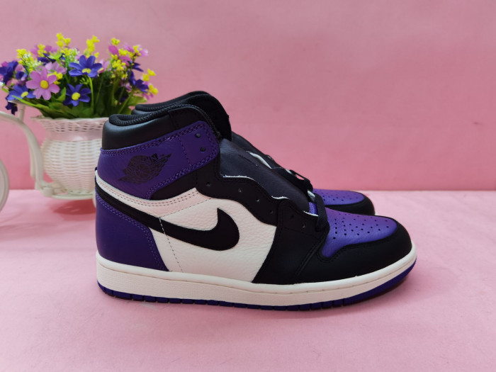 Air Jordan 1 Court Purple 555088-501