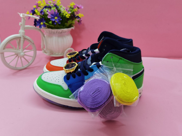 Melody Ehsani Air Jordan 1 Mid Fearless CQ7629-100