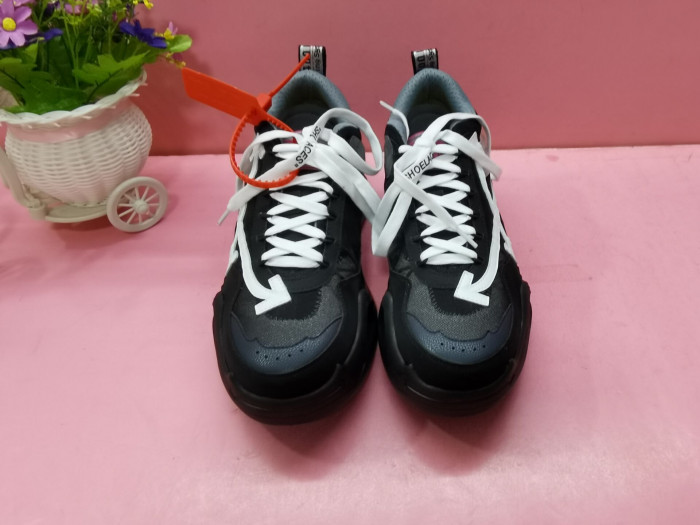 C/O​ ODSY-1000 SNEAKERS