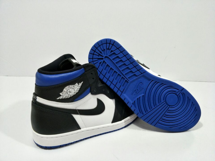 Air Jordan 1 Retro High OG Royal Toe 555088-041