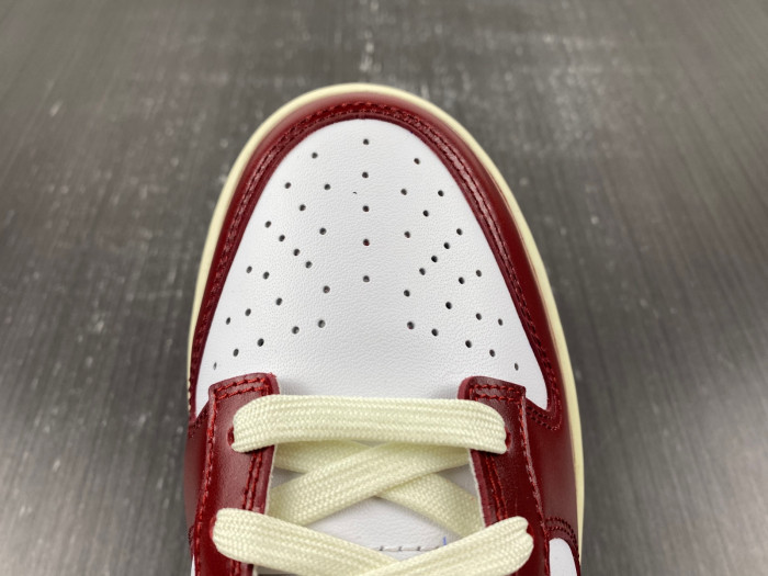 Nike Dunk Low PRM Vintage Team Red FJ4555-100