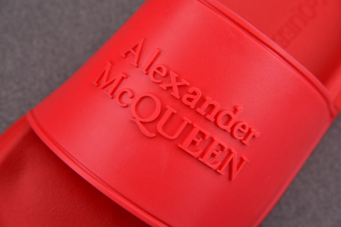 A1exa*der Mcqv*en SANDALS