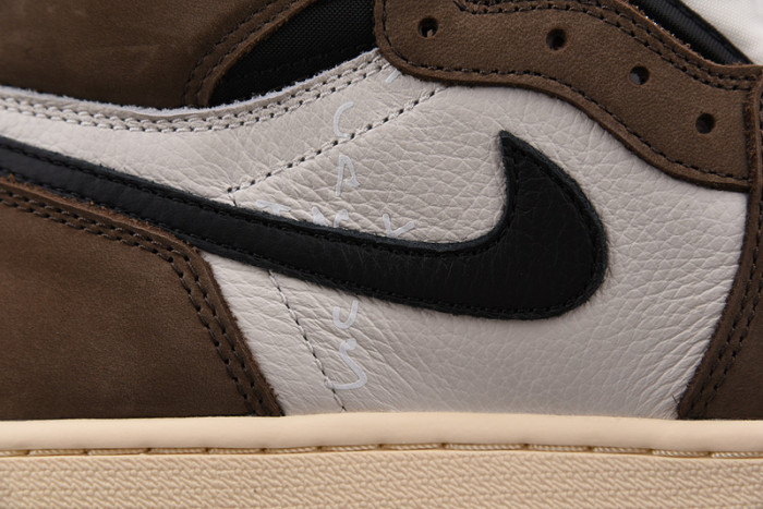 AIR JORDAN 1 RETRO HIGH TRAVIS SCOTT CD4487-100