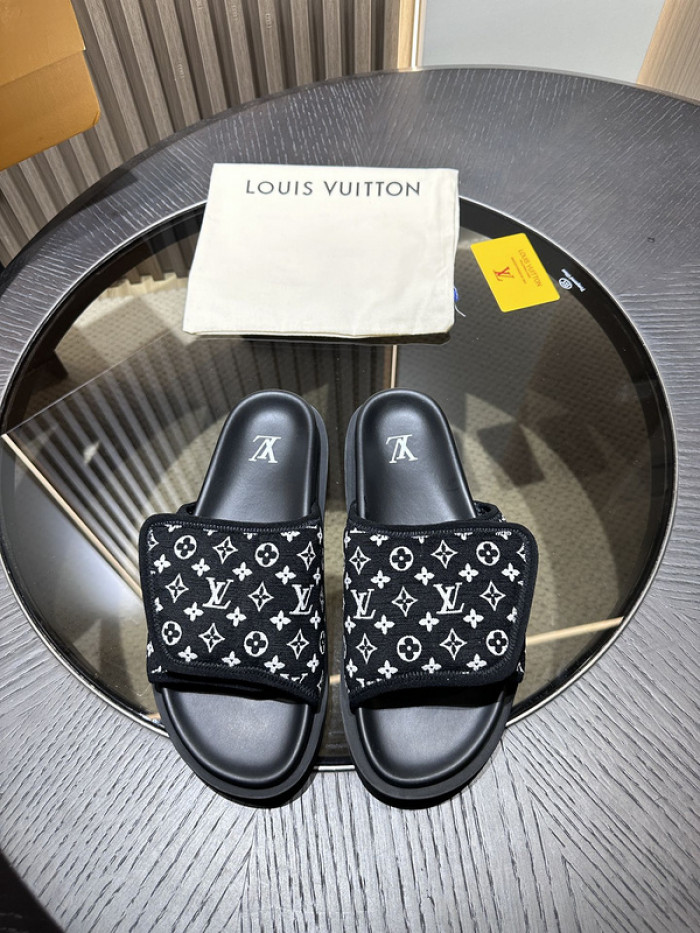 LO1_VTS SANDALS