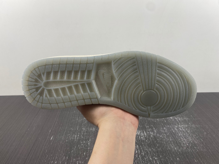 Air Jordan 1 Low OG Year of the Dragon FN3727-100