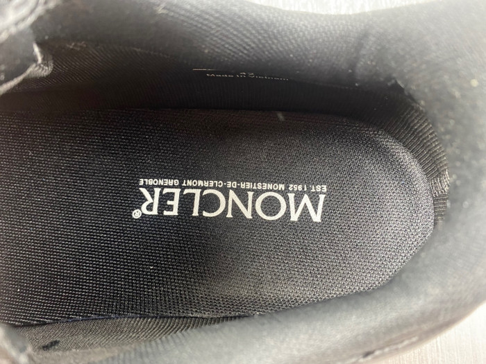 MONCLER TRAILGRIP GORE-TEX