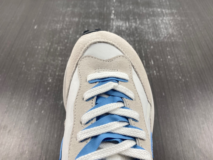 Sacai x VaporWaffle DD1875-112