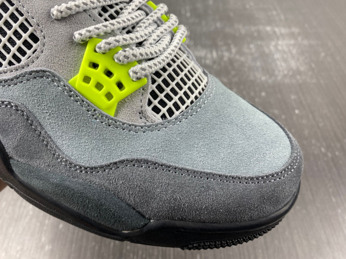 Air Jordan 4 Retro SE 