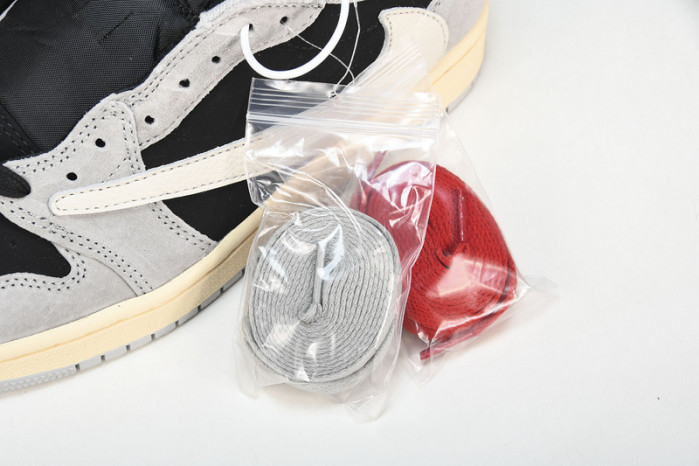 Travis Scott x Air Jordan 1 Low OG DM7866-010