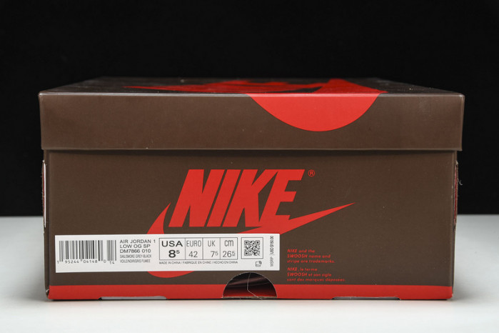 Travis Scott x Air Jordan 1 Low OG DM7866-010