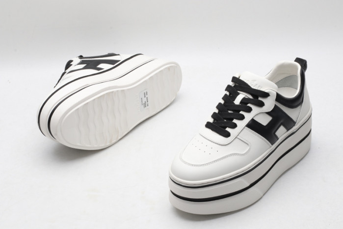 HOGAN SNEAKERS