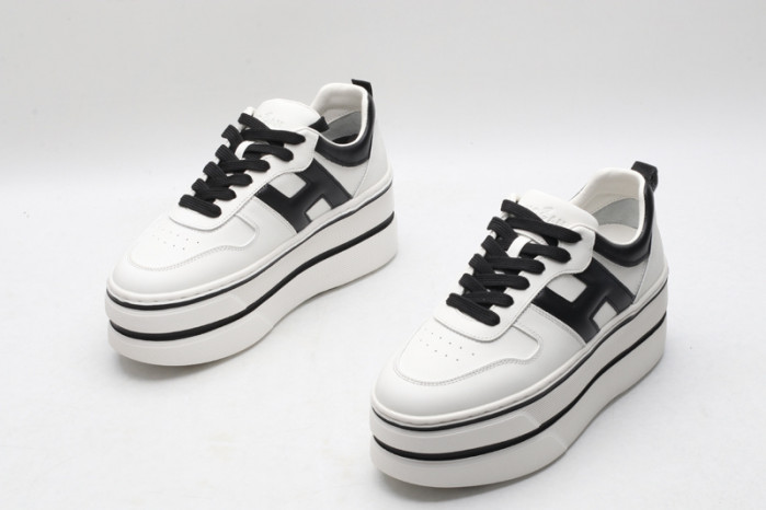 HOGAN SNEAKERS