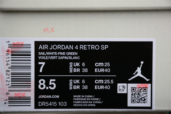 Air Jordan 4 Retro SB Pine Green - DR5415-103