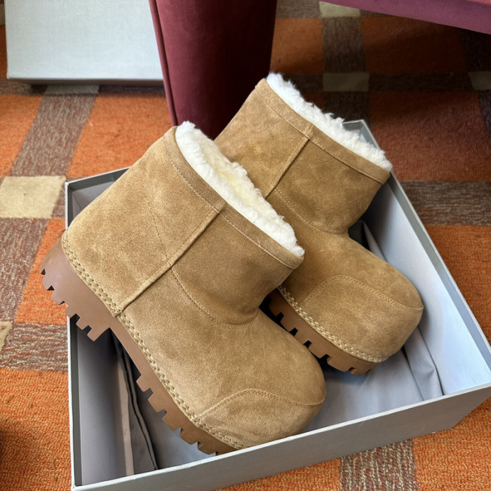 Ba1en*iaga Brown Alaska Fur Bootie